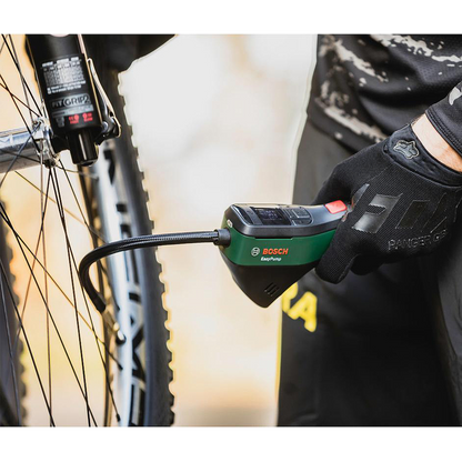 🔧 Bosch EasyPump – Kompakte Akku-Luftpumpe für unterwegs & zuhause