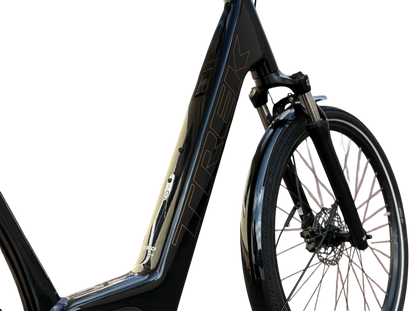 Trek District + 2 Belt Lowstep Trek Black Günstiges E-Bike City