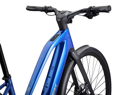 Trek FX+ 7 Midstep besonders leichtes, leises und schlankes E-bike Blau