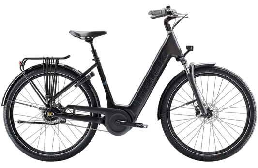 Trek District+ 4 Coaster Lowstep – Komfortables Premium City E-Bike mit Riemenantrieb