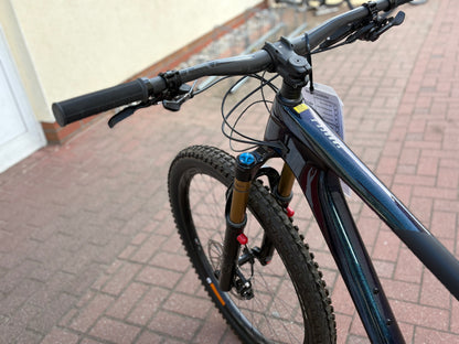 Giant Trance X Advanced Pro 1 Gloss Starry Night Hochwertiges Enduro Fully Mountainbike für Sport und Trail