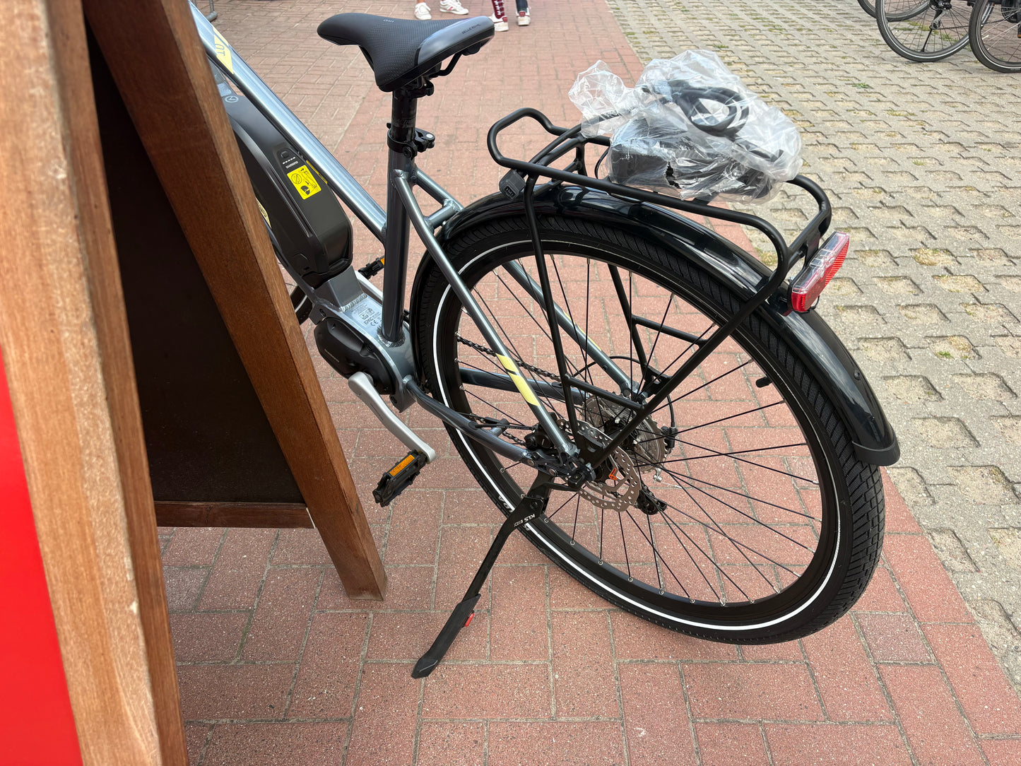 Kellys E-Cristy 10 SH 2024 – Komfortables E-Trekkingrad mit Shimano Steps (B-Ware)