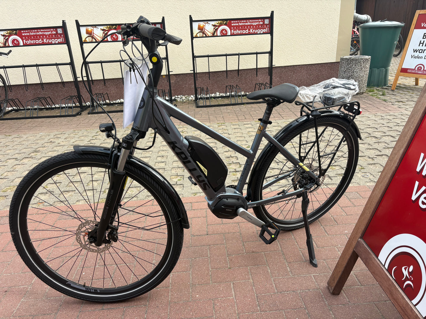 Kellys E-Cristy 10 SH 2024 – Komfortables E-Trekkingrad mit Shimano Steps (B-Ware)