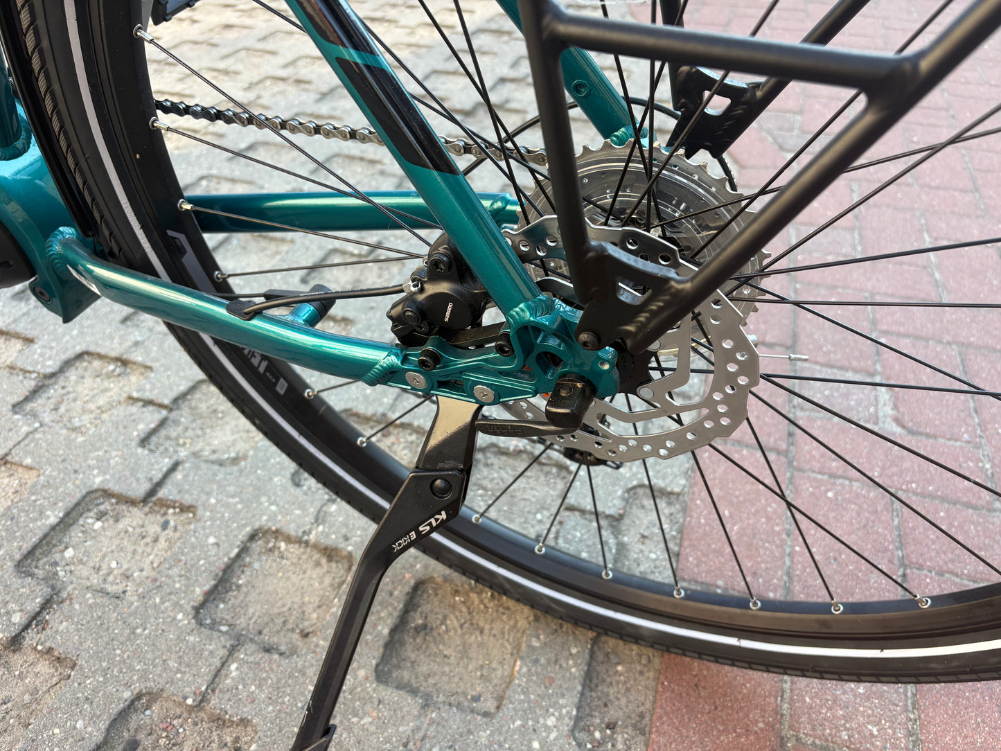 Kellys E-Carson 10 SH 504 2023 – Sportliches E-Trekkingrad mit Shimano Steps (B-Ware)